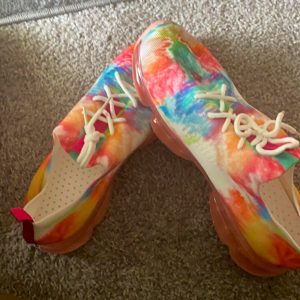 Gym Shoes